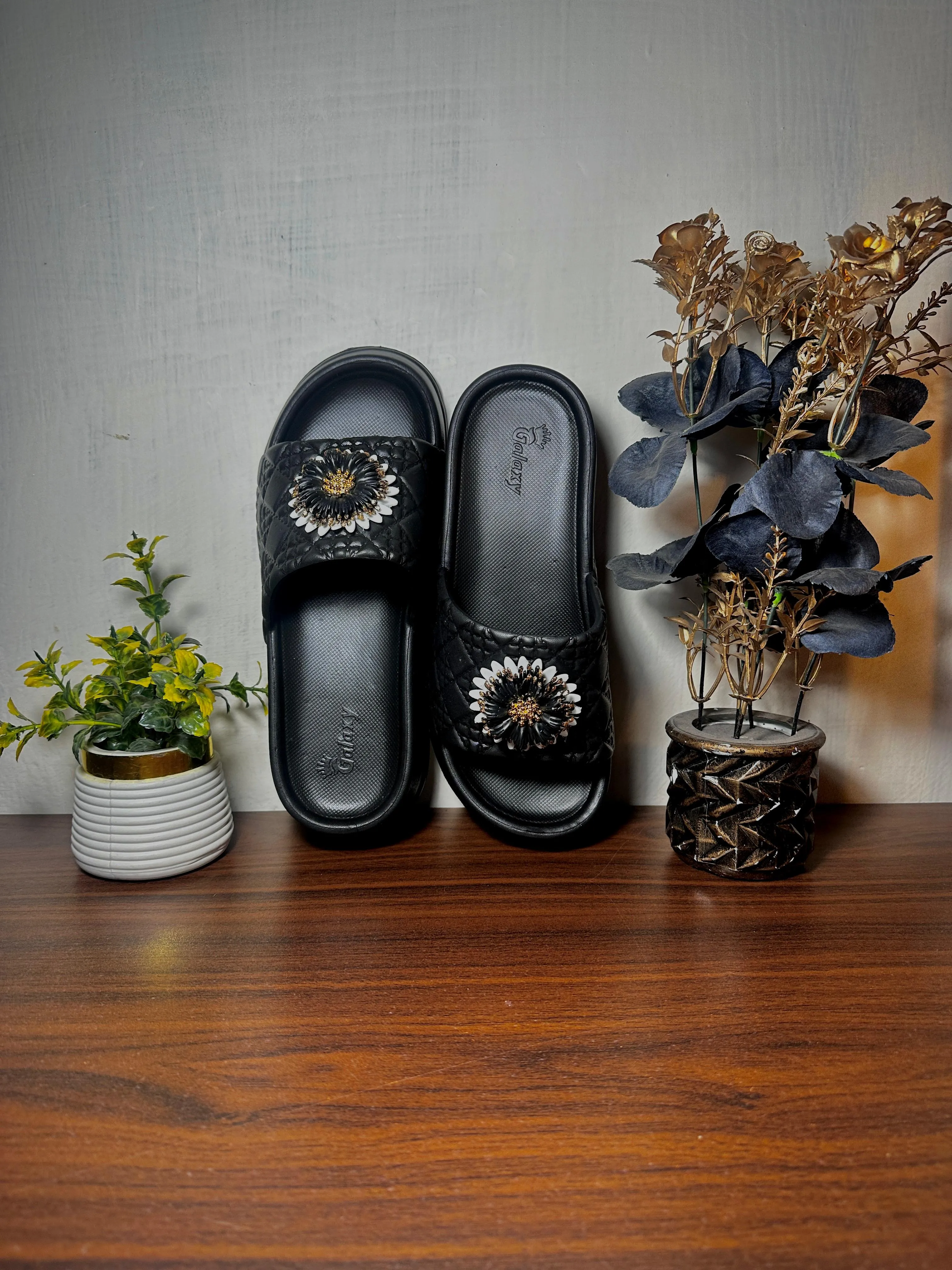 Elegant EVR Material Slippers with Floral Design