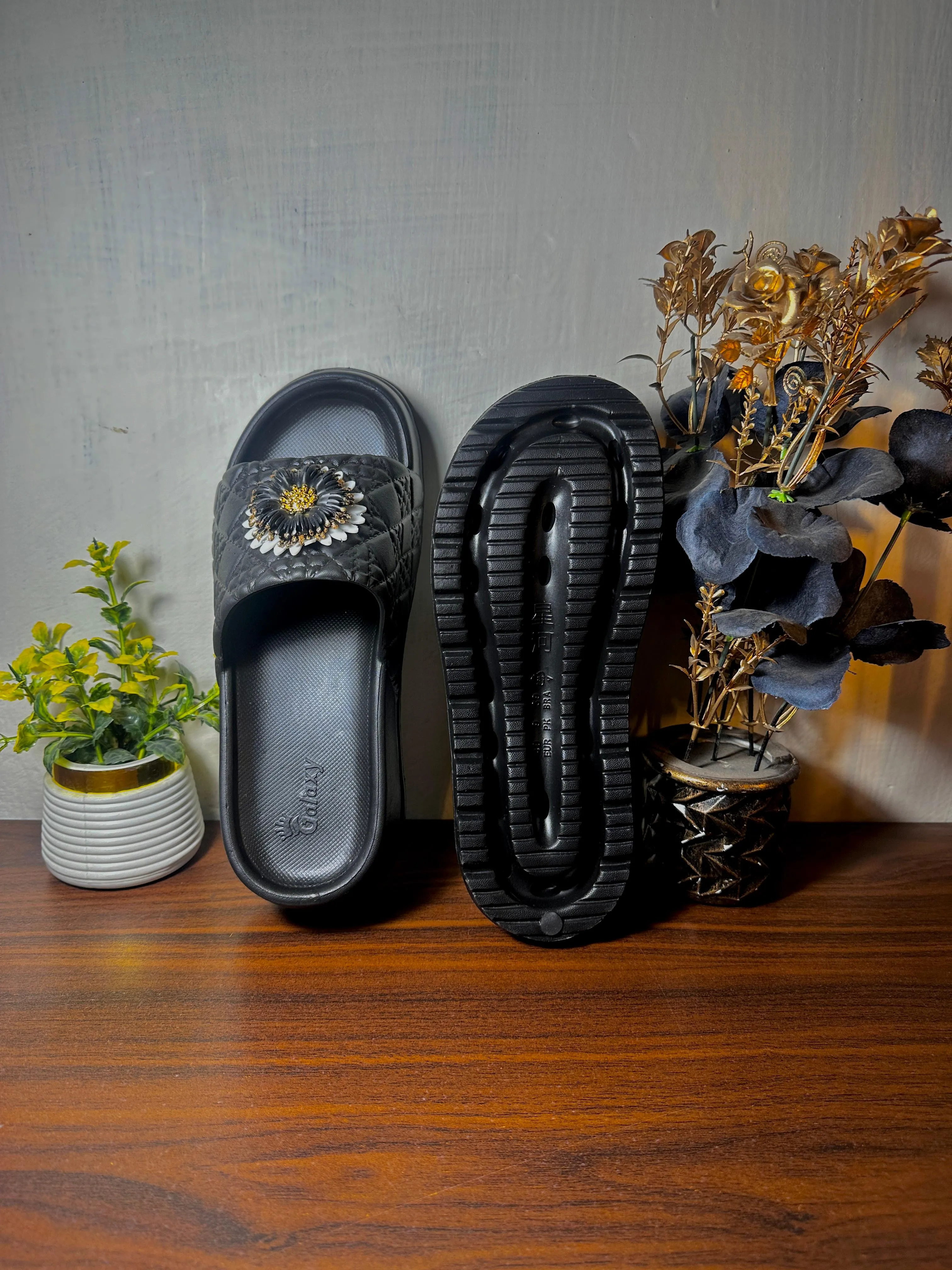 Elegant EVR Material Slippers with Floral Design