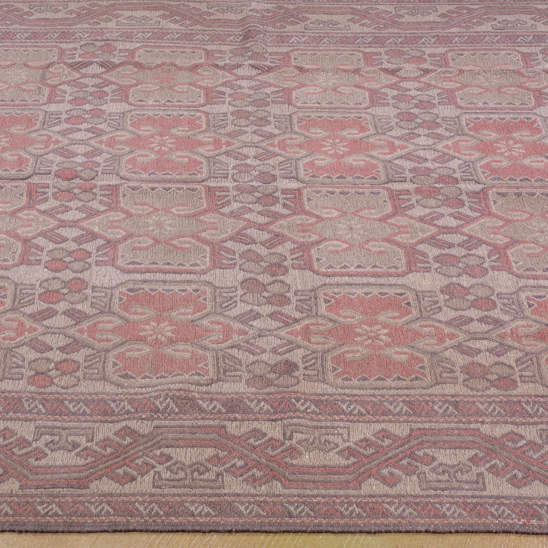 Hand-Woven Soumak Tribal Design Wool Area Rug (Size 5.4 X 9.6) Brrsf-1599