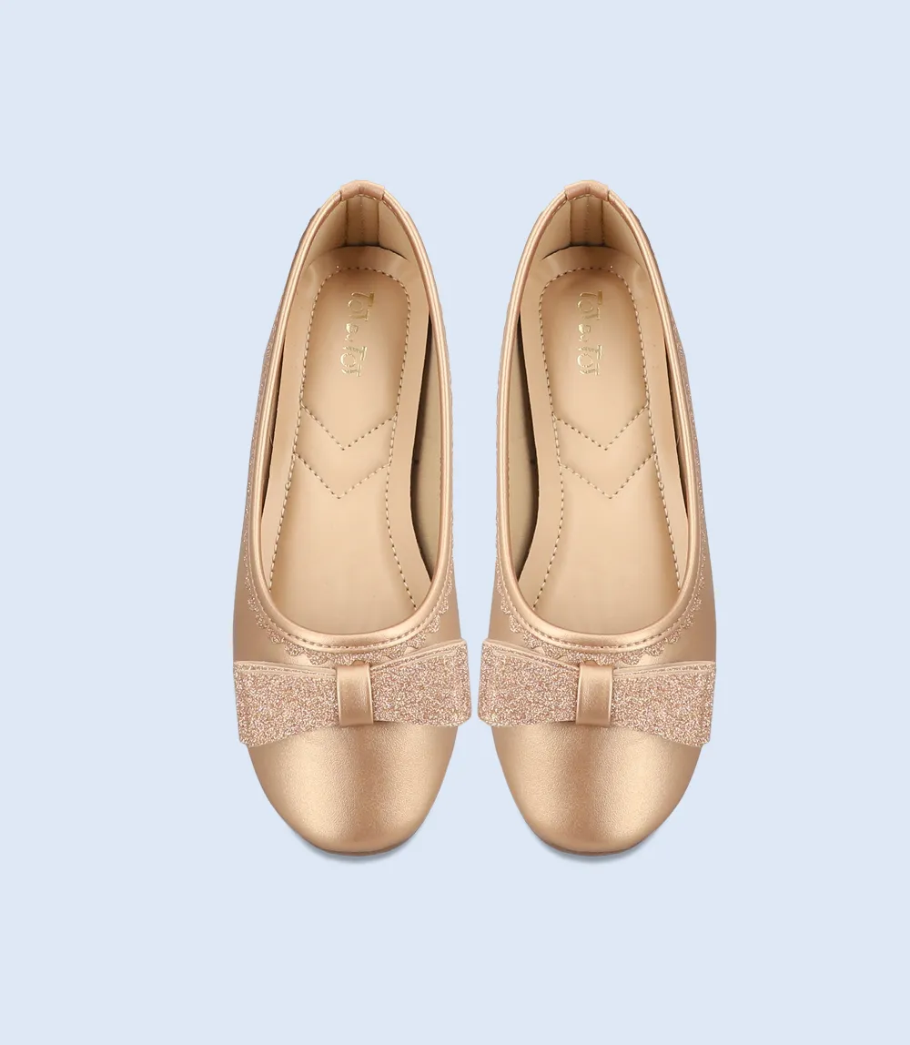 KG0186-GOLDEN-Girl Pumps