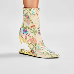 VougeVamp Elegant Floral Embroidered Ankle Boots – Pointed Toe High Heel Zip-Up Booties