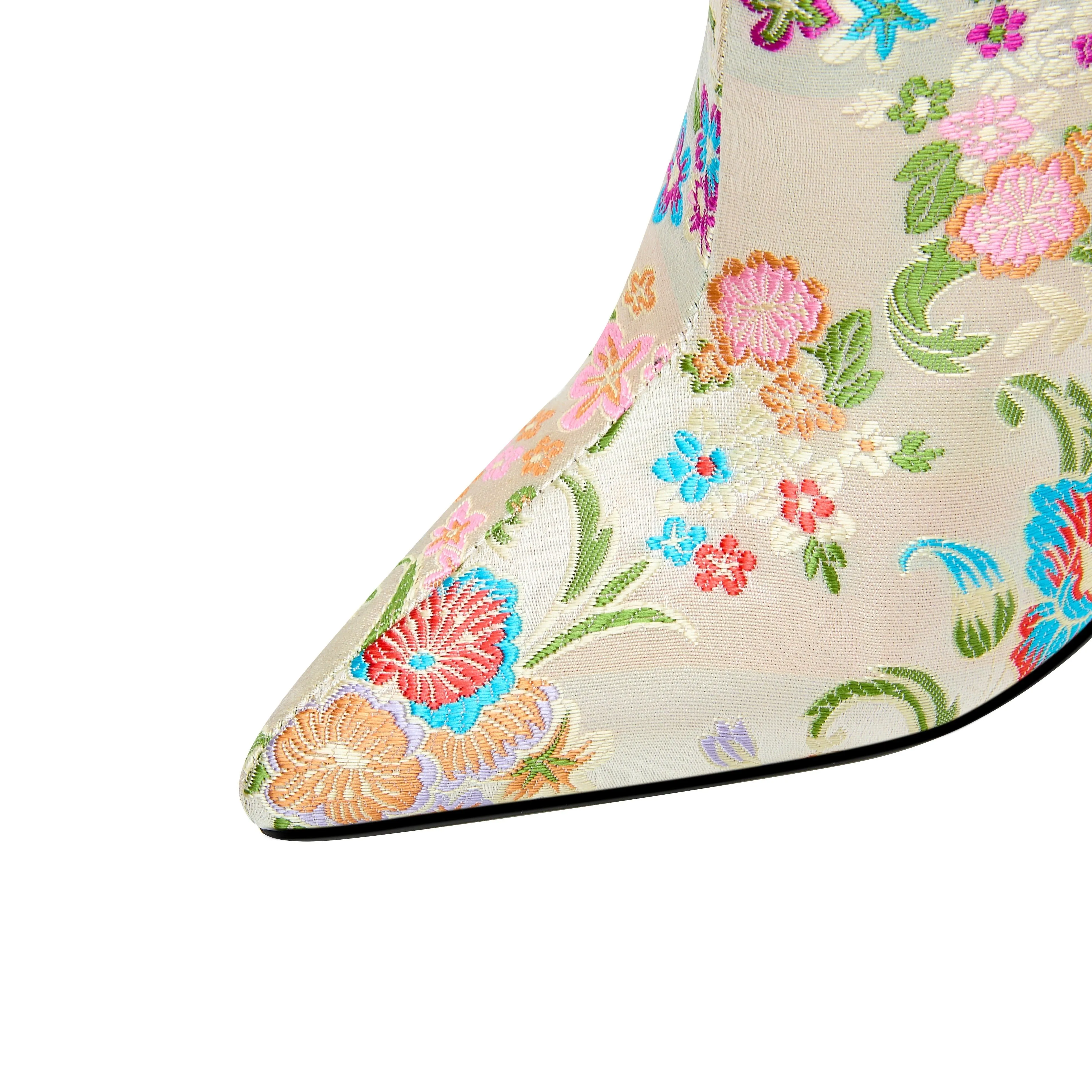 VougeVamp Elegant Floral Embroidered Ankle Boots – Pointed Toe High Heel Zip-Up Booties