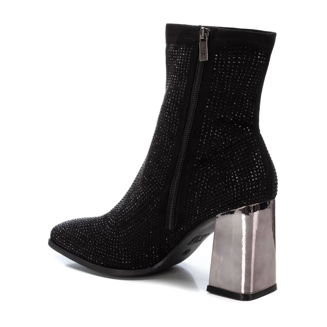 Women's Casual Suede Booties By XTI 143114