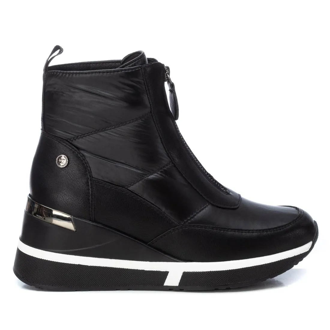 Women's Wedge Sport Booties By XTI 143079