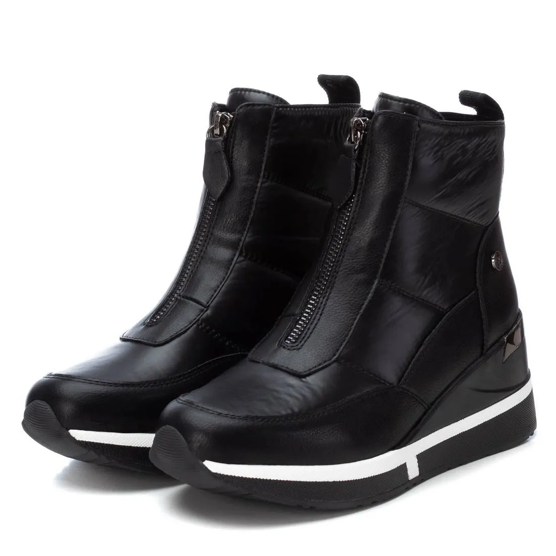 Women's Wedge Sport Booties By XTI 143079
