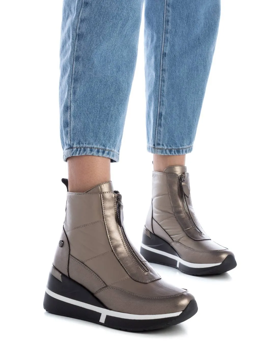 Women's Wedge Sport Booties By XTI 143079