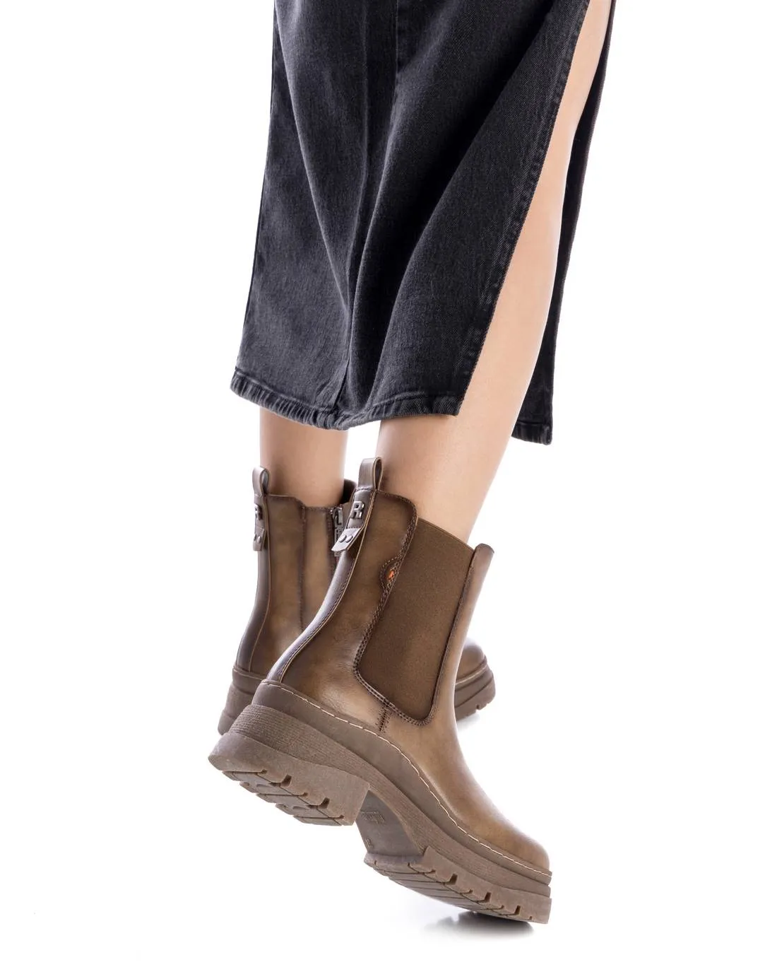 XTI Women's Chelsea Booties By XTI 171985
