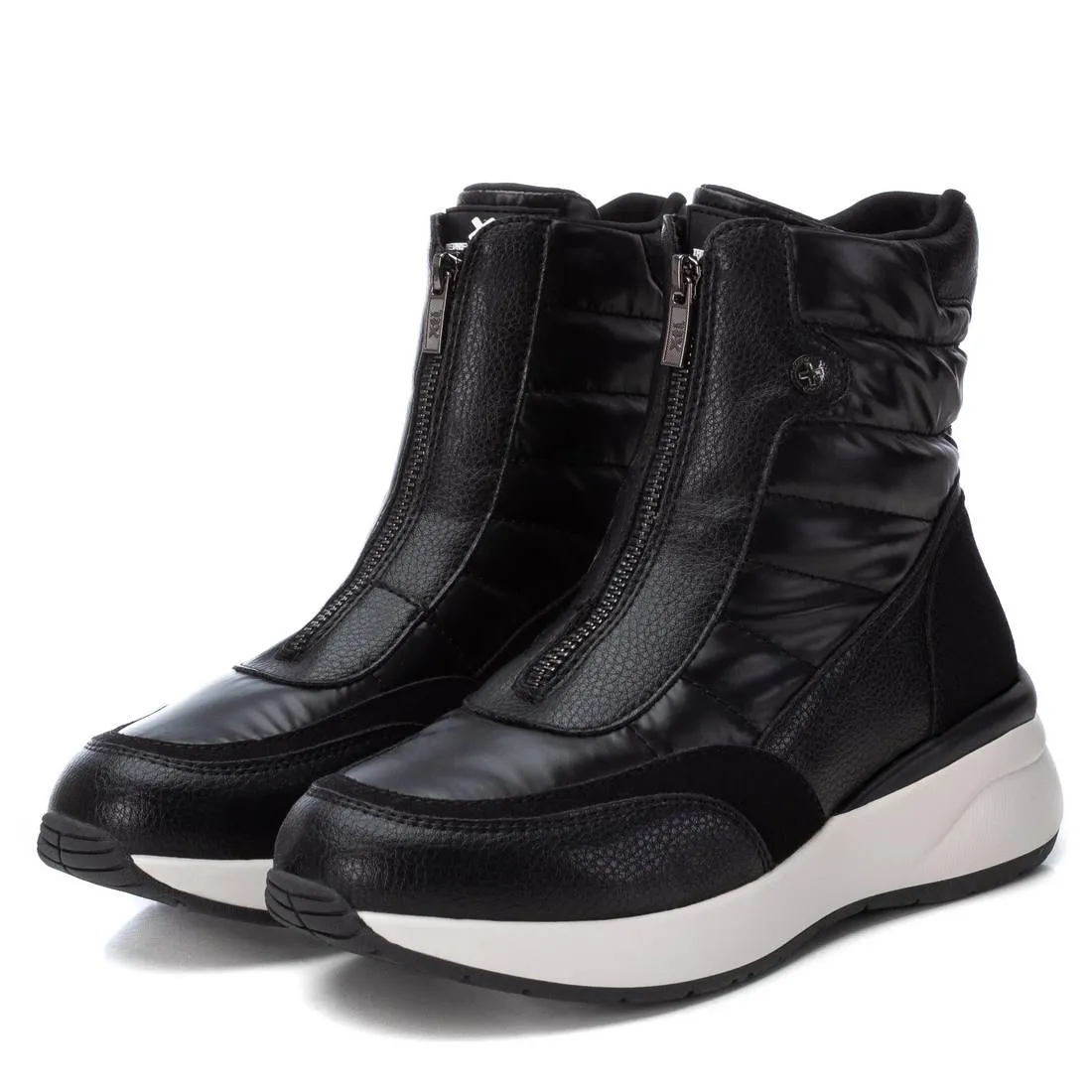 Xti Women's sporty booties 143194
